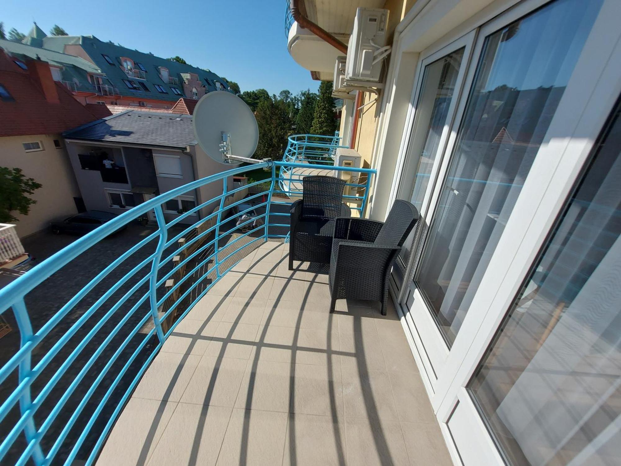 Cafe Relax Apartments Hévíz 外观 照片