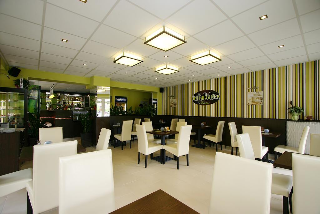 Cafe Relax Apartments Hévíz 外观 照片