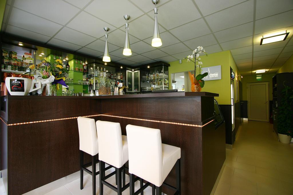 Cafe Relax Apartments Hévíz 外观 照片